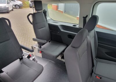 Caddy maxi Rollstuhlauto